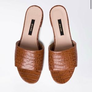 Gino Rossi brown sandals Women size 6.5 (37) croc-embossed boho summer